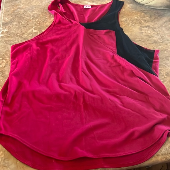 Men’s athletic tank size extra large - Picture 1 of 3